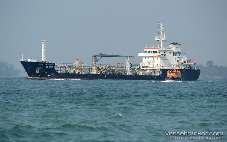 Sea-Loyalty - Bunkering Tanker vessel