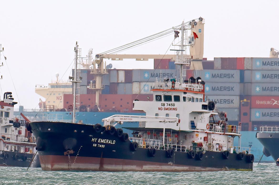 Hy-Emerald - Service Ship vessel