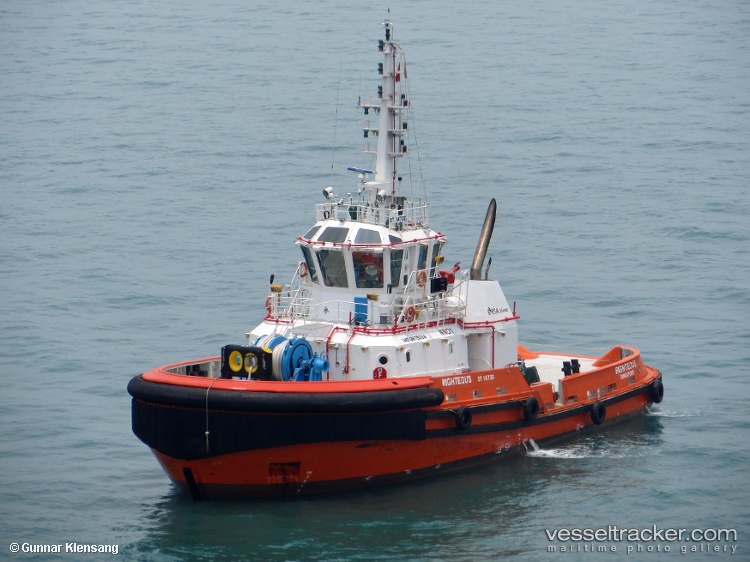 Righteous-Nn21 - Tug vessel