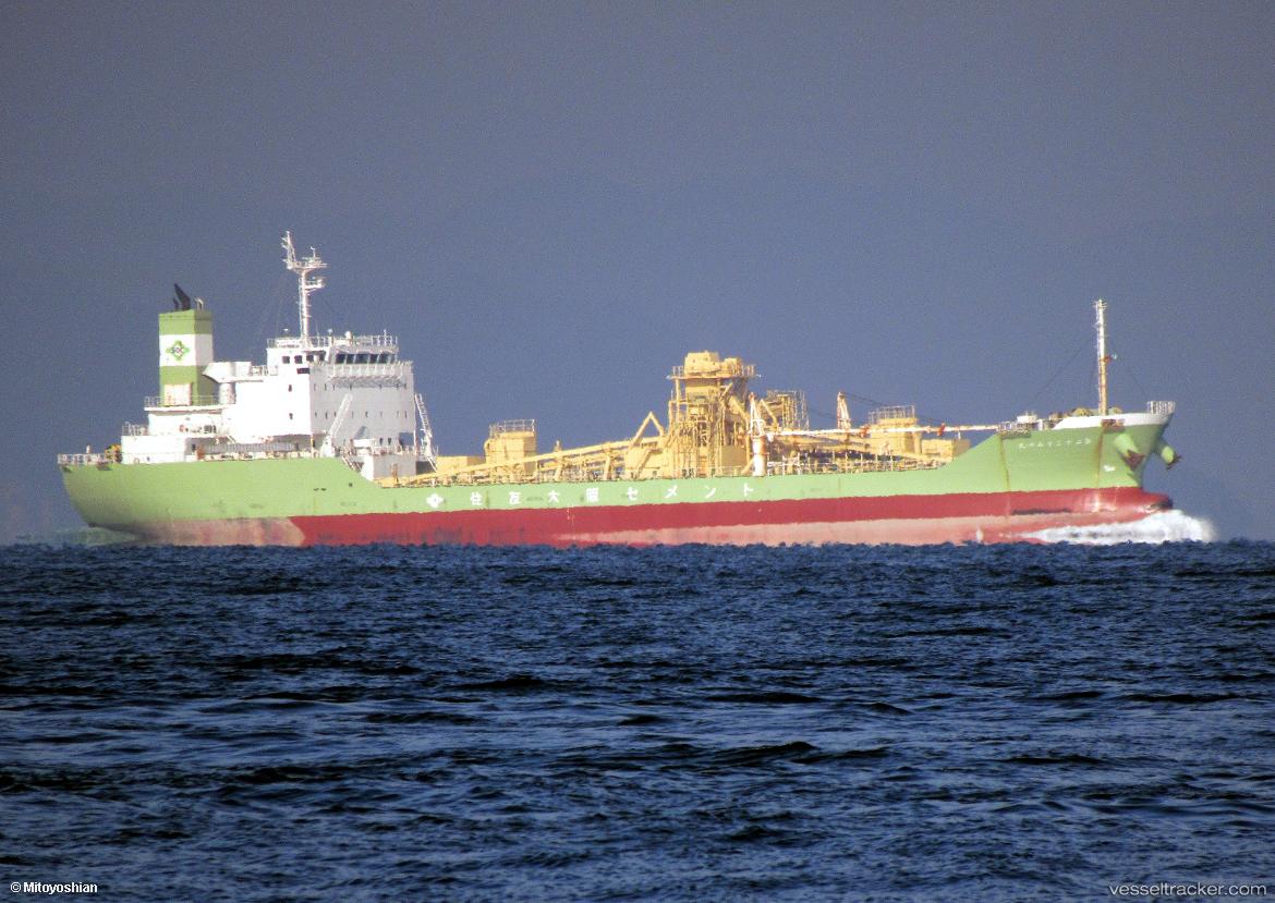 Sumise-Maru-No.22 - Cement Carrier vessel