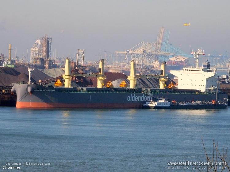 Lynux-Synergy - Bulk Carrier