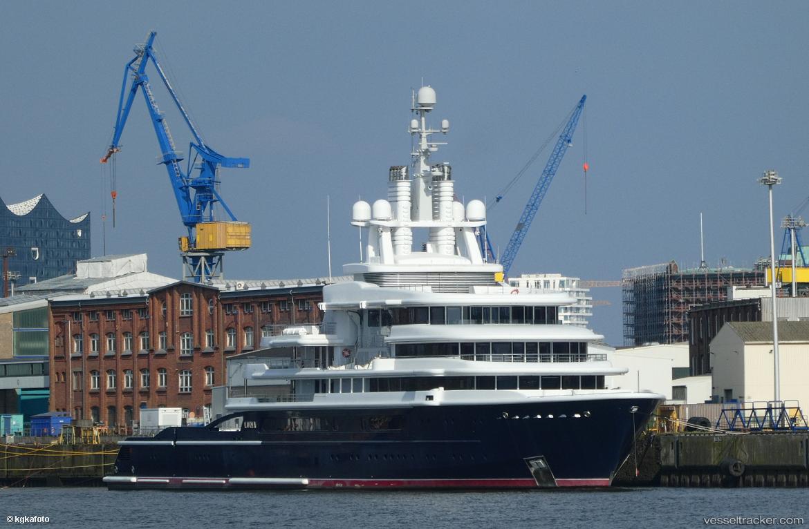 Luna - Service Ship