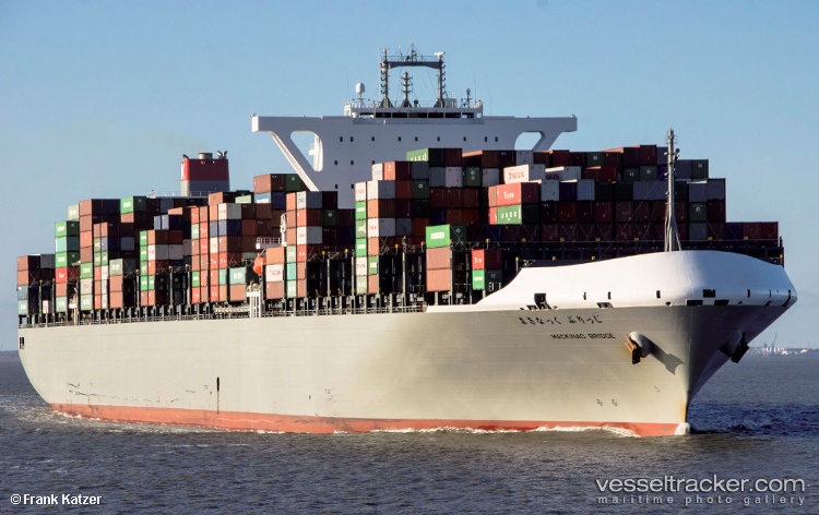 One-Mackinac - Container Ship