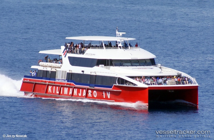 Kilimanjaro-Iv - Passenger Ship