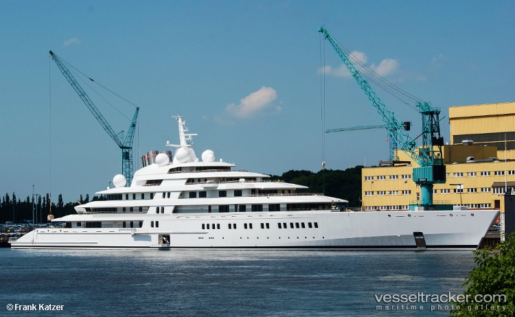 Azzam - Service Ship vessel