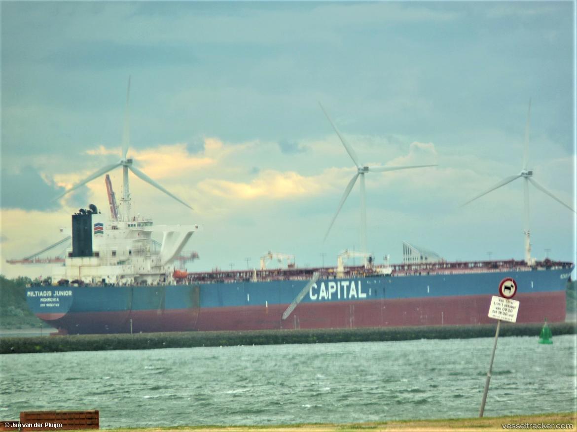 Amzan - Crude Oil Tanker vessel