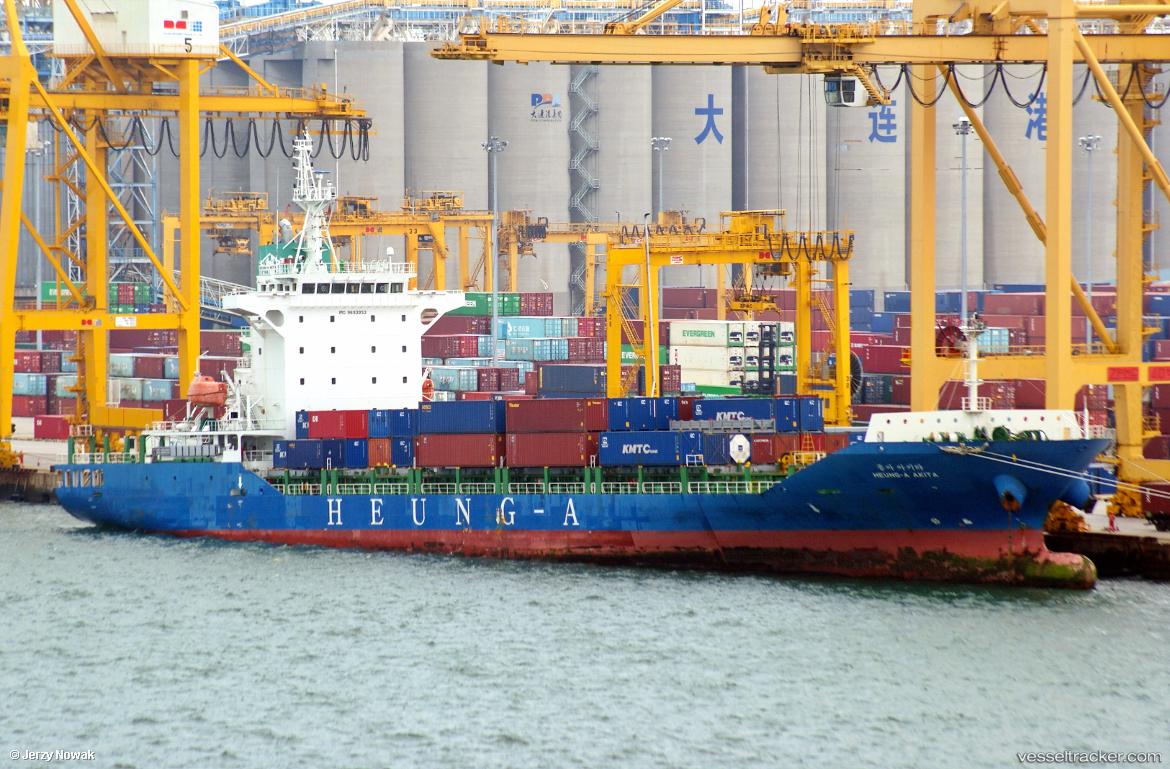 Heung-a-Akita - Container Ship vessel