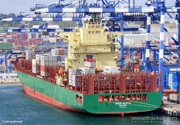 Wide-Alpha - Container Ship vessel