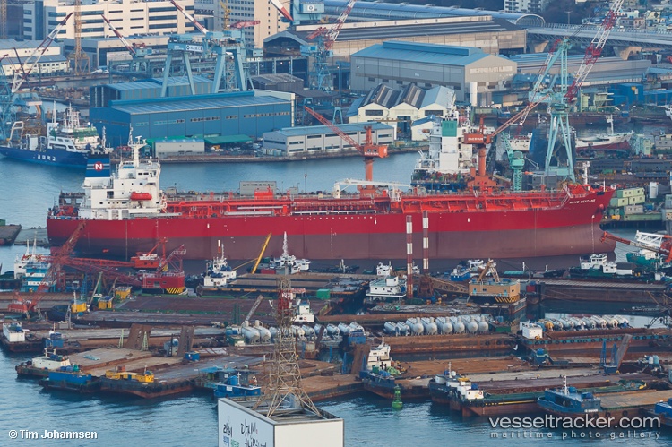 Nave-Sextans - Chemical Oil Products Tanker vessel