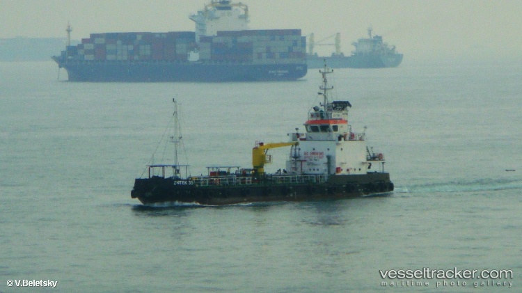 Uni-Supply-1 - Service Ship vessel