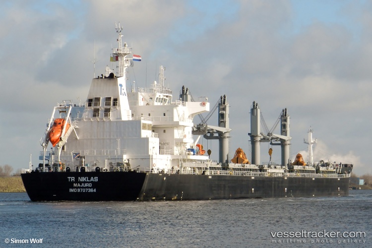 Genco-Magic - Bulk Carrier vessel