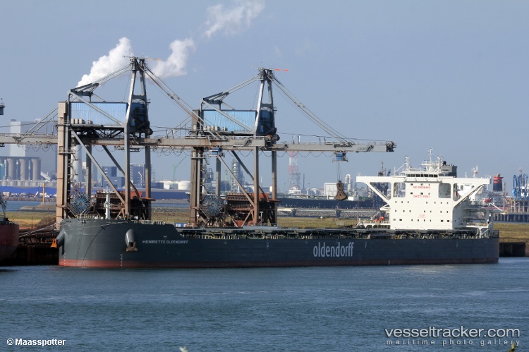 Global-Pioneer - Bulk Carrier vessel