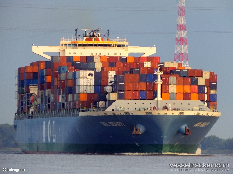 Seaspan-Beauty - Container Ship vessel