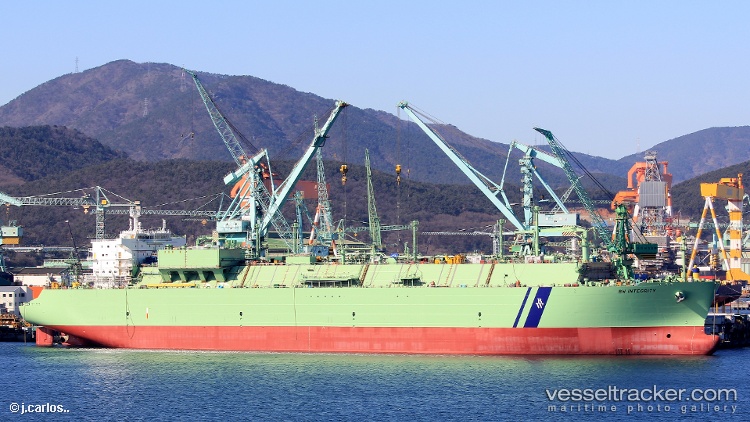 Bw-Integrity - Fsru Tanker vessel