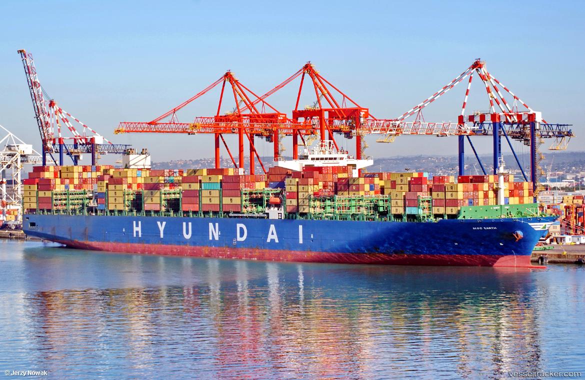 Hyundai-Earth - Container Ship vessel