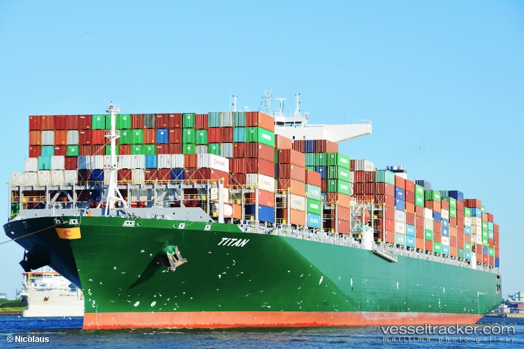 Titan - Container Ship vessel