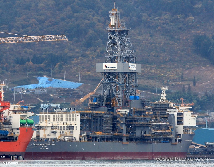 Deepwater-Conqueror - Drilling Ship vessel