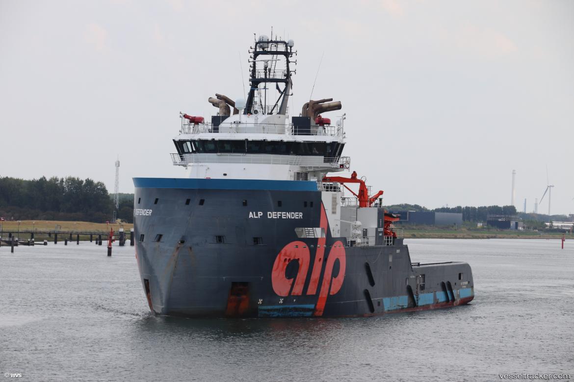 Boka-Defender - Fire Fighting Vessel vessel