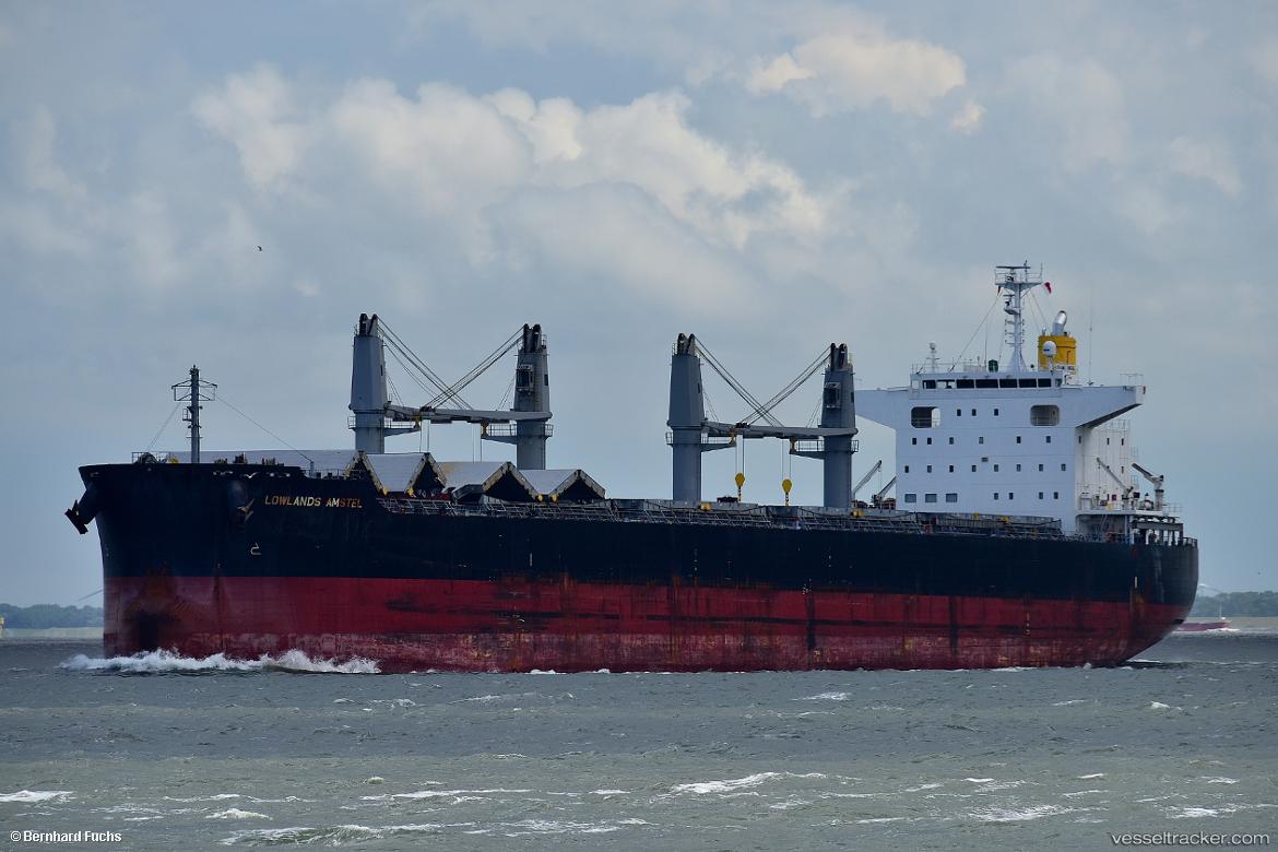 Jahan-Sisters1 - Bulk Carrier vessel
