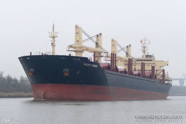 Pacific-Pioneer - Bulk Carrier vessel