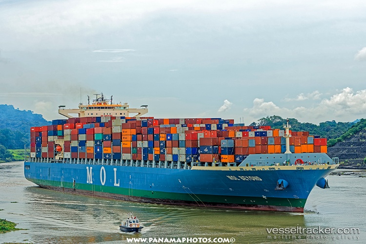 Seaspan-Beyond - Container Ship vessel