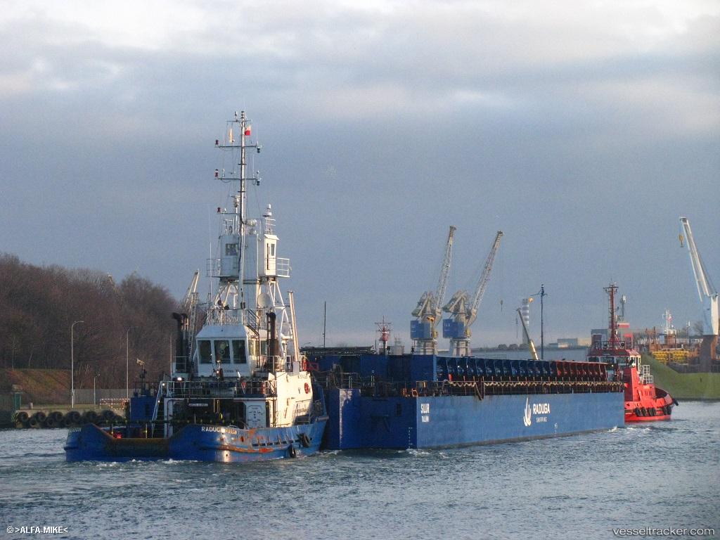 Raduga-Poseidon - Tug vessel