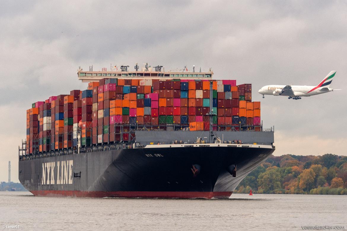 One-Owl - Container Ship