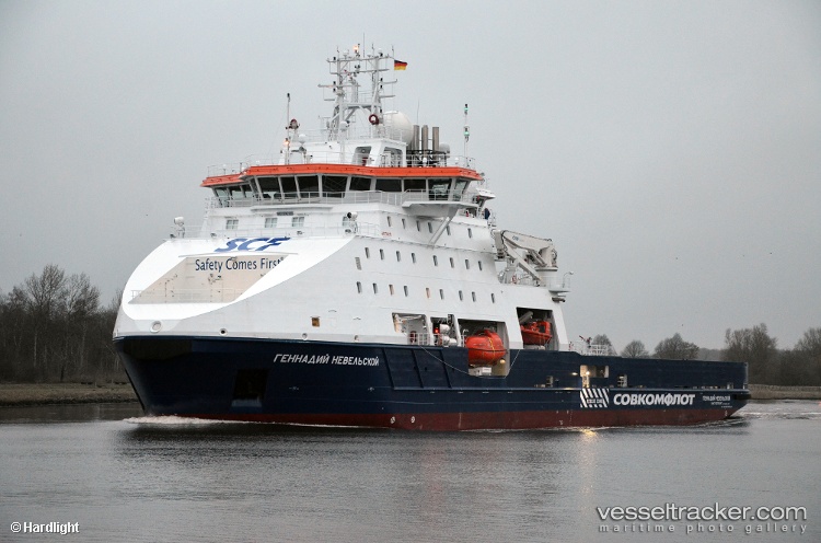 Gennadiy-Nevelskoy - Icebreaker vessel
