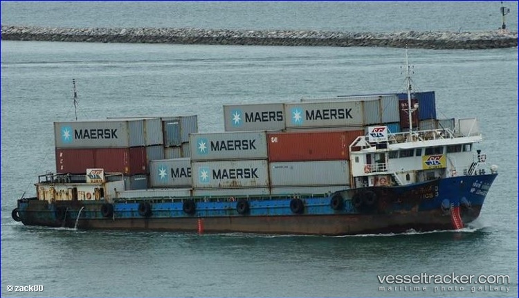 Np-Lovegistics-3 - Container Ship vessel