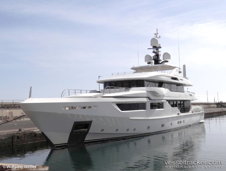 Axios - Yacht vessel