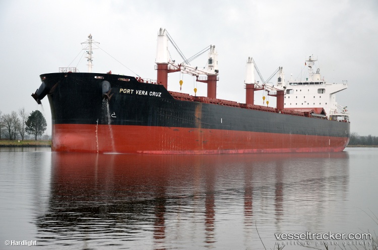 Port-Vera-Cruz - Bulk Carrier vessel