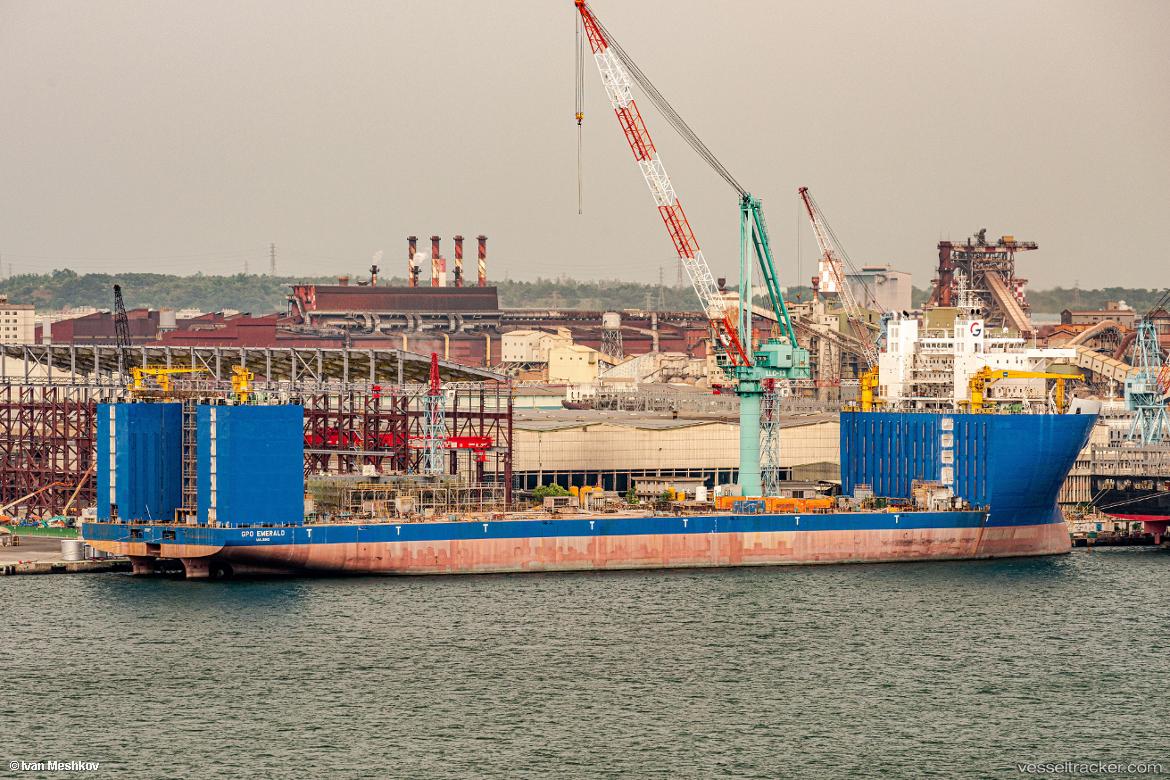 Gpo-Emerald - Heavy Load Carrier vessel