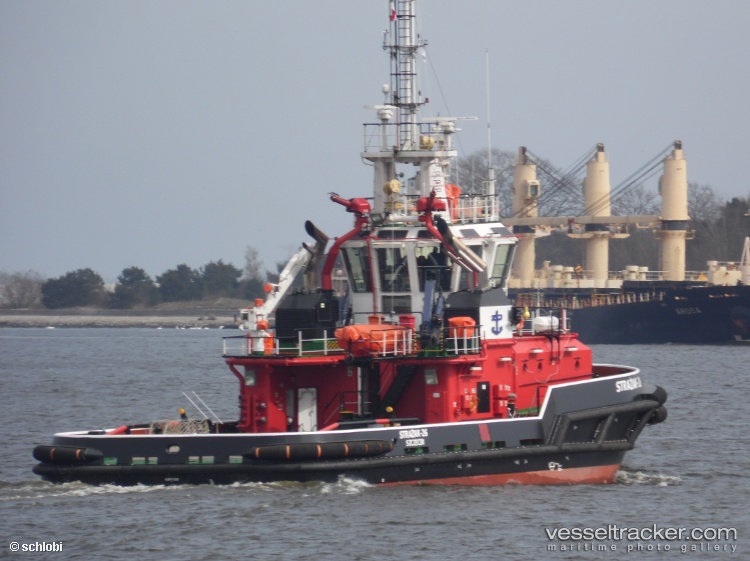 Strazak-26 - Tug vessel