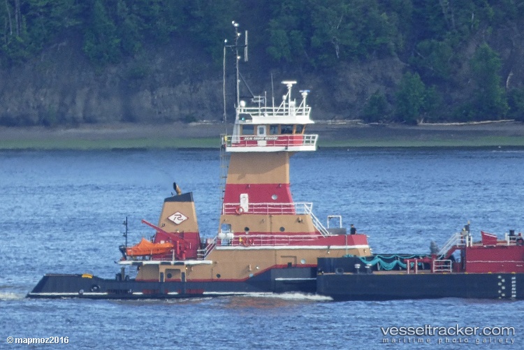 Dylan-Cooper - Pusher Tug vessel