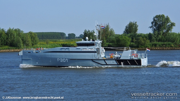 Hmjs-Middlesex - Patrol Vessel vessel