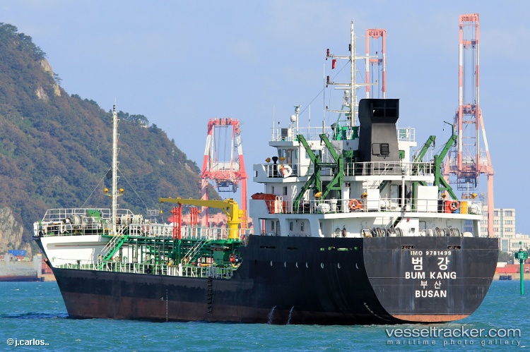 Bum-Kang - Oil Products Tanker vessel