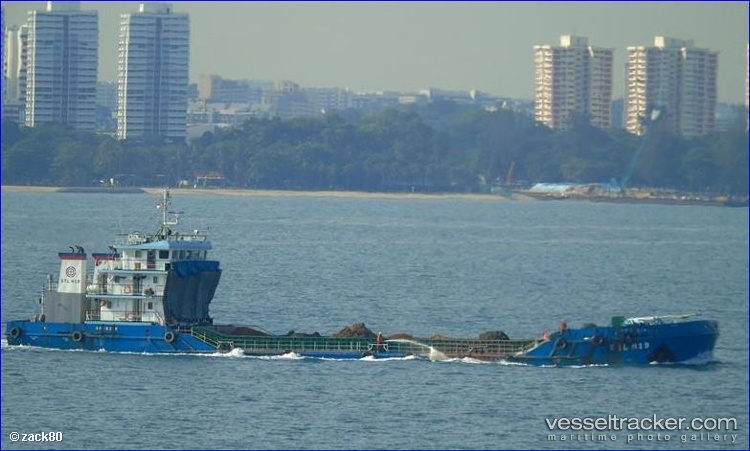 Gd-900 - Hopper Dredger vessel