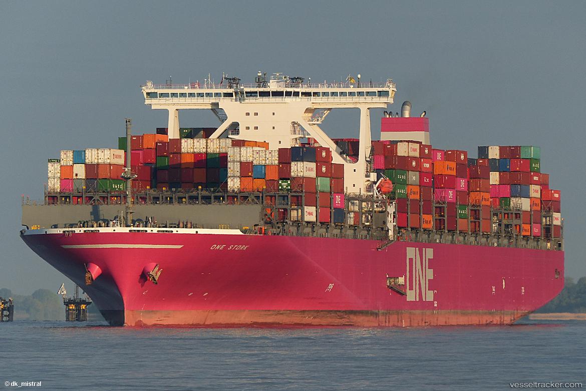 One-Stork - Container Ship