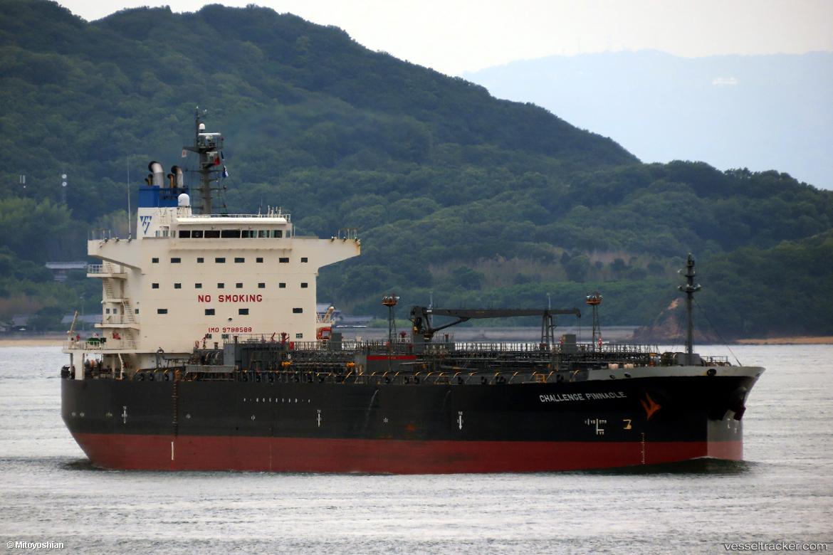Challenge-Pinnacle - Chemical Oil Products Tanker vessel
