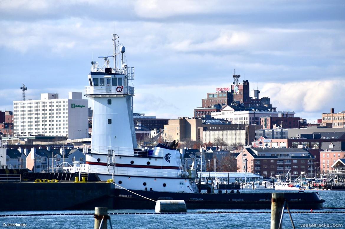 Barry-Silverton - Pusher Tug vessel