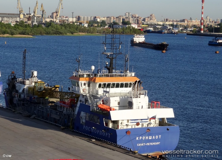 Kronshlot - Hopper Dredger vessel