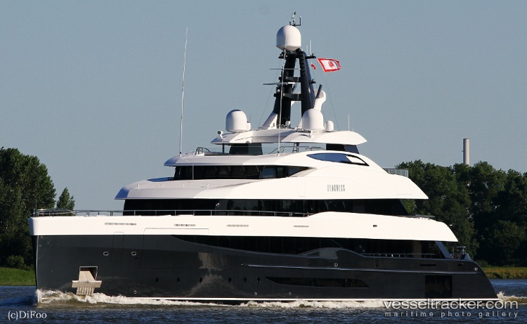 Mbrace - Sailing Vessel