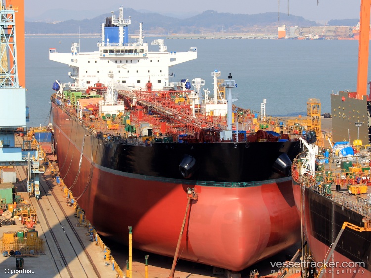 Sfl-Trinity - Crude Oil Tanker vessel