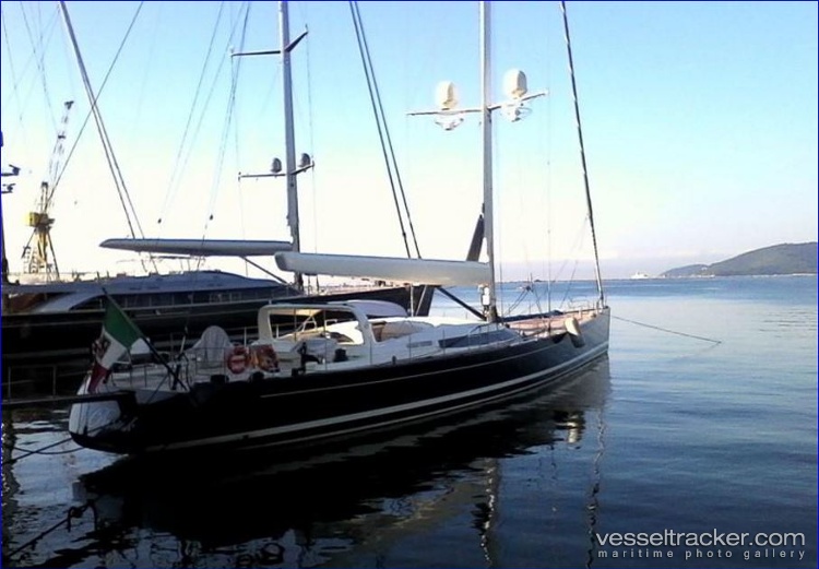 Dahlak - Sailing Vessel vessel