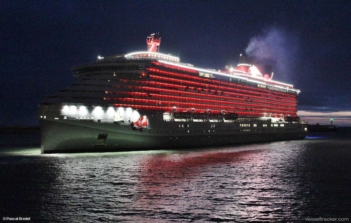 Valiant-Lady - Cruise Ship vessel
