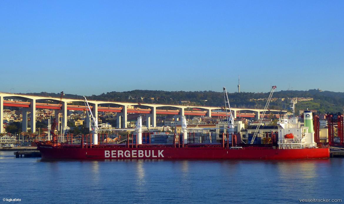 Berge-Phan-Xi-Pang - Bulk Carrier vessel