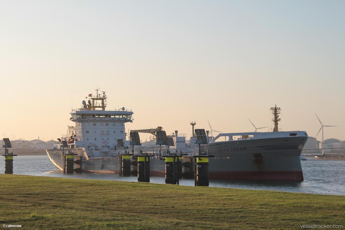 Ek-stream - Chemical Oil Products Tanker vessel
