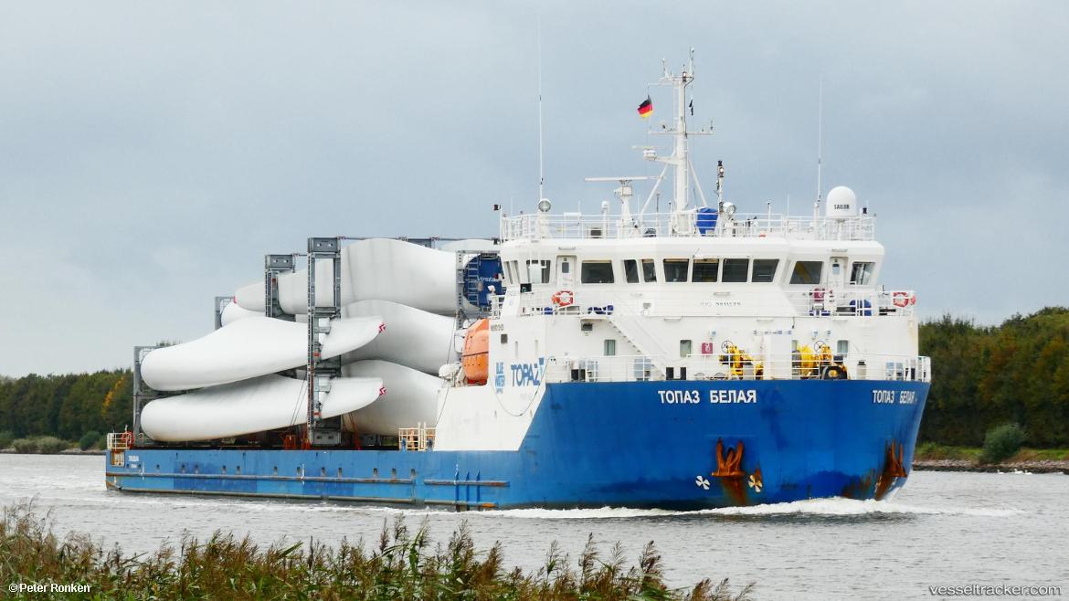 Topaz-Belaya - Heavy Load Carrier vessel
