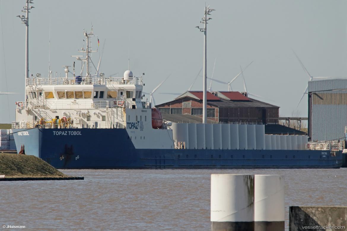 Topaz-Tobol - Heavy Load Carrier vessel