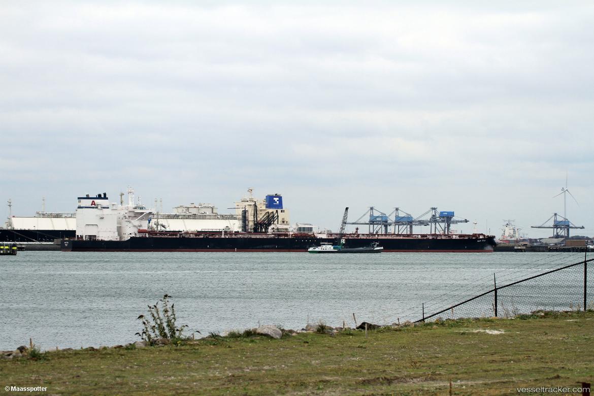 Almi-Titan - Crude Oil Tanker vessel